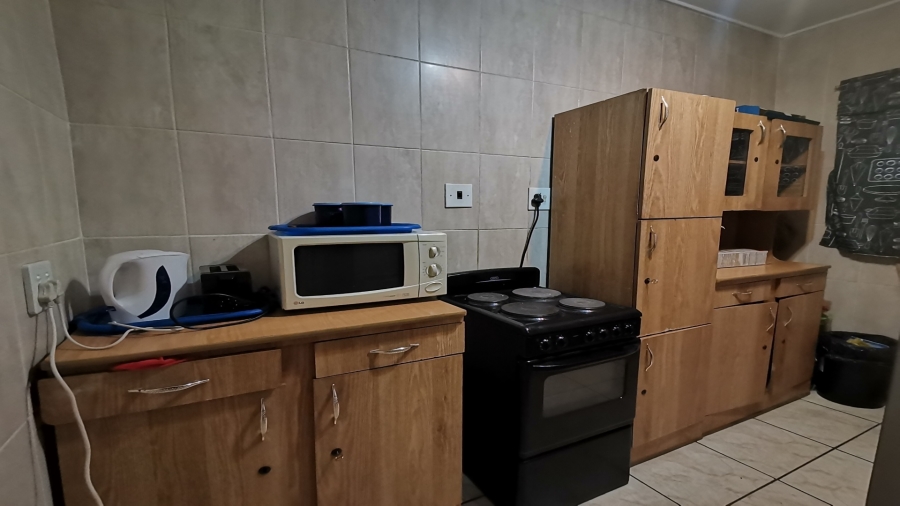 1 Bedroom Property for Sale in Potchefstroom North West